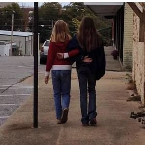 Meet your Posher, Ellie